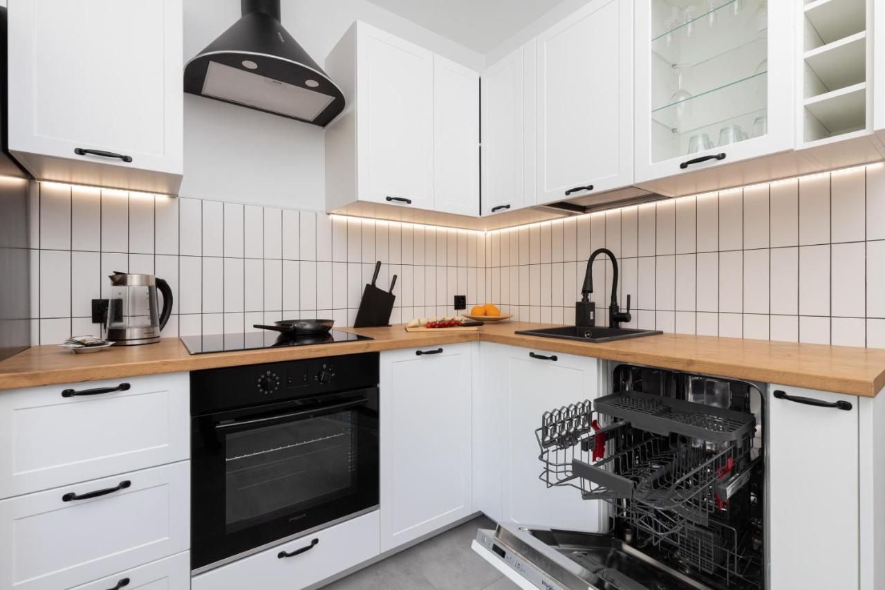 Marina Corner Apartment Gdynia By Noclegi Renters Bagian luar foto